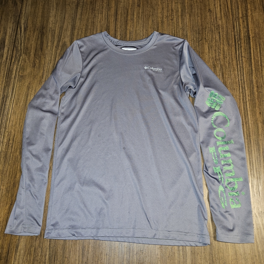 Columbia Steel Gray Long Sleeve Tee with Vibrant Green Logo Kids L